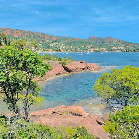 Superbe 3 Pieces - 30m De La - Terrasse - Clim - Parking Apartment Saint-Raphael (Var)