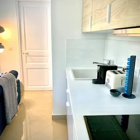 Apartment Superbe 3 Pieces - 30m De La - Terrasse - Clim - Parking Saint-Raphael (Var)