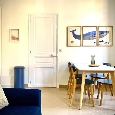 Superbe 3 Pieces - 30m De La - Terrasse - Clim - Parking * Saint-Raphael (Var)