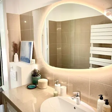 Superbe 3 Pieces - 30m De La - Terrasse - Clim - Parking Apartment Saint-Raphael (Var)